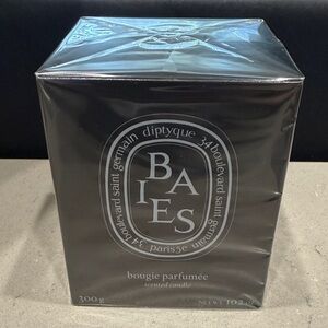 Diptyque Baies Scented Candle - Medium, New/Sealed in Packaging